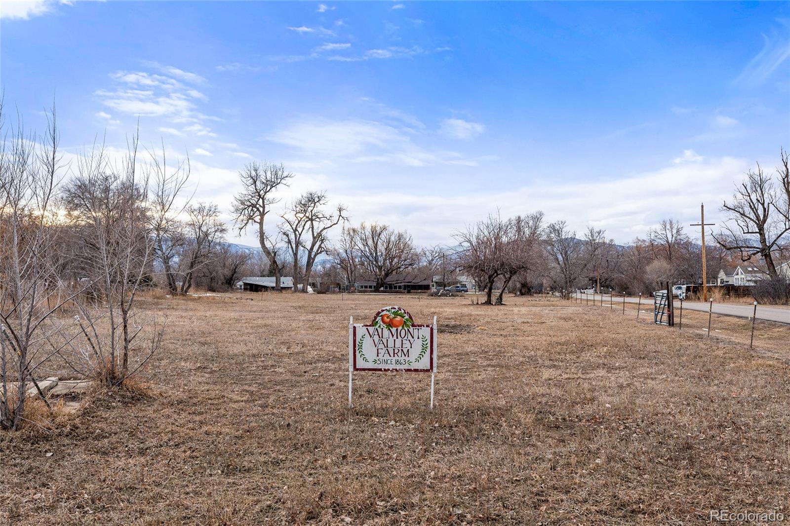 3152 Indian Road Boulder, CO 80301 - Photo 40 of 49 a sign board with tall trees