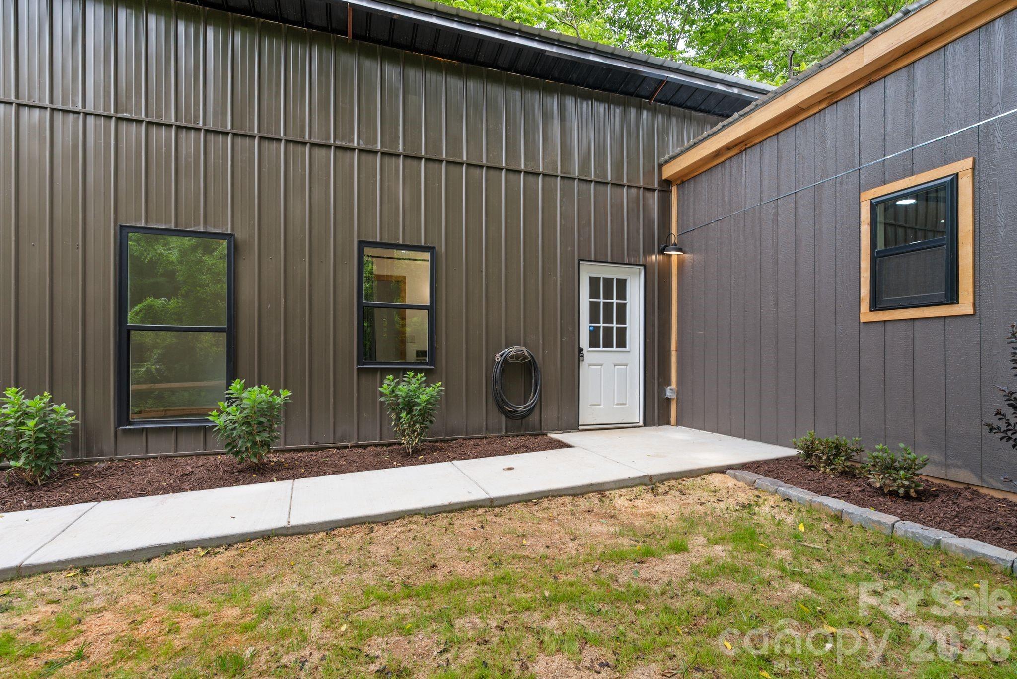 345 Monticello Road Weaverville, NC 28787 - Photo 4 of 26 Gallery Image 4