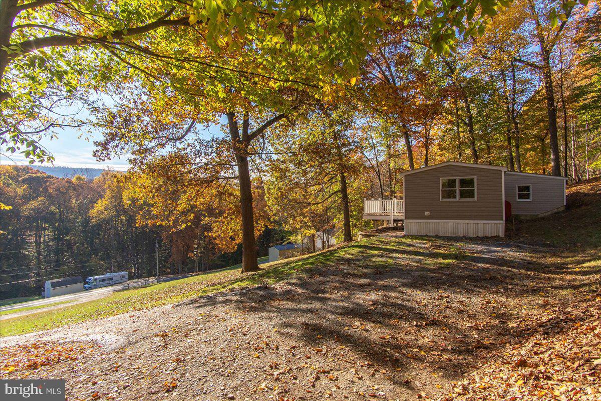 2136 Back Road Sharpsburg, MD 21782 - Photo 3 of 37 Gallery Image 3