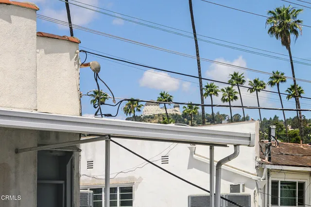 a view of outdoor space