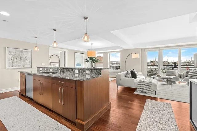 $1,825,000 | 3 Battery Wharf, Unit 3309, Boston, MA 02109