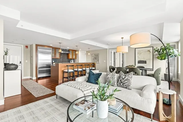 $1,825,000 | 3 Battery Wharf, Unit 3309, Boston, MA 02109