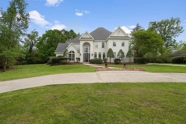 $1,075,000 | 119 Maple Ridge Way, Covington, LA 70433