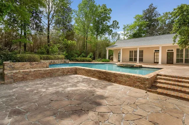 $1,075,000 | 119 Maple Ridge Way, Covington, LA 70433