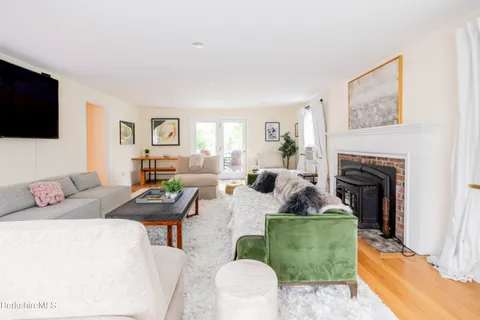 $895,000 | 11 Prospect Street, Great Barrington, MA 01230