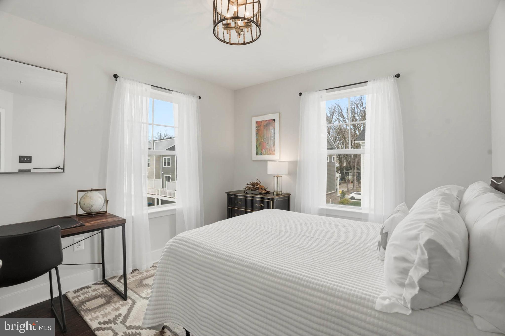 110 Bonny Way Annapolis, MD 21403 - Photo 22 of 35 a bedroom with a bed and a window