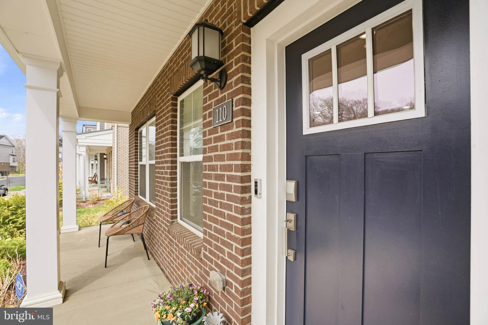 110 Bonny Way Annapolis, MD 21403 - Photo 3 of 35 a view of a balcony with chairs and table in a patio