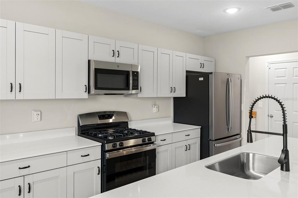 12608 Hysmith Loop Parrish, FL 34219 - Photo 13 of 53