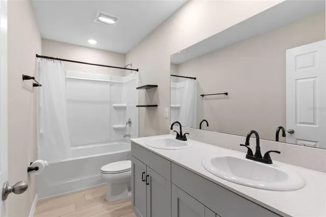 $3,200 | 12608 Hysmith Loop, Parrish, FL 34219