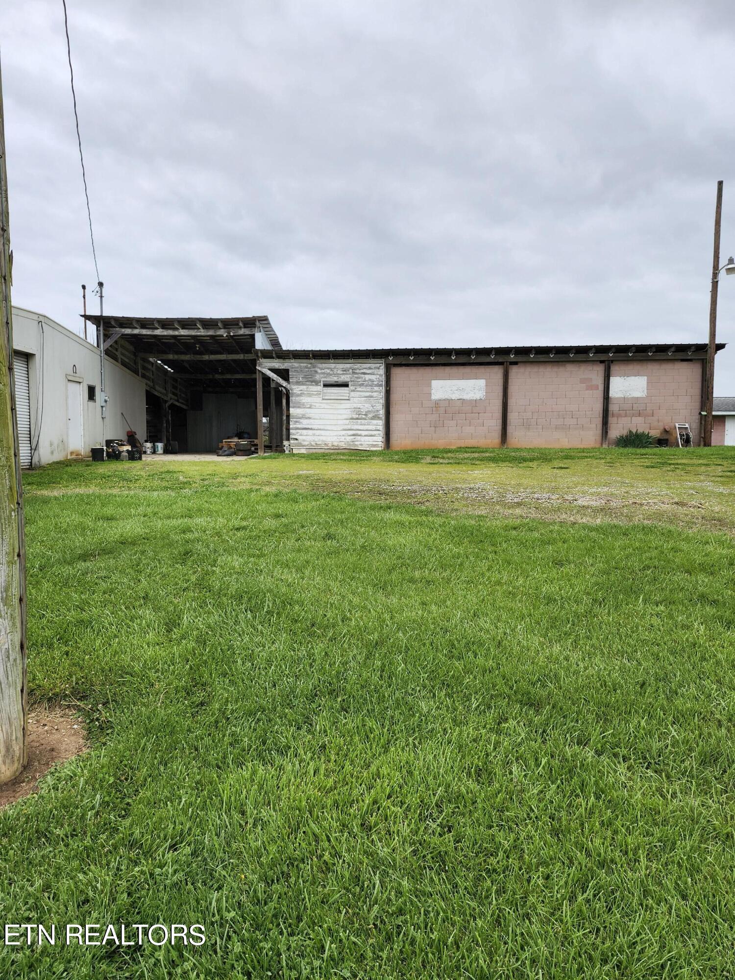 715 Spring Creek Road Dandridge, TN 37725 - Photo 45 of 57 20240404_091551