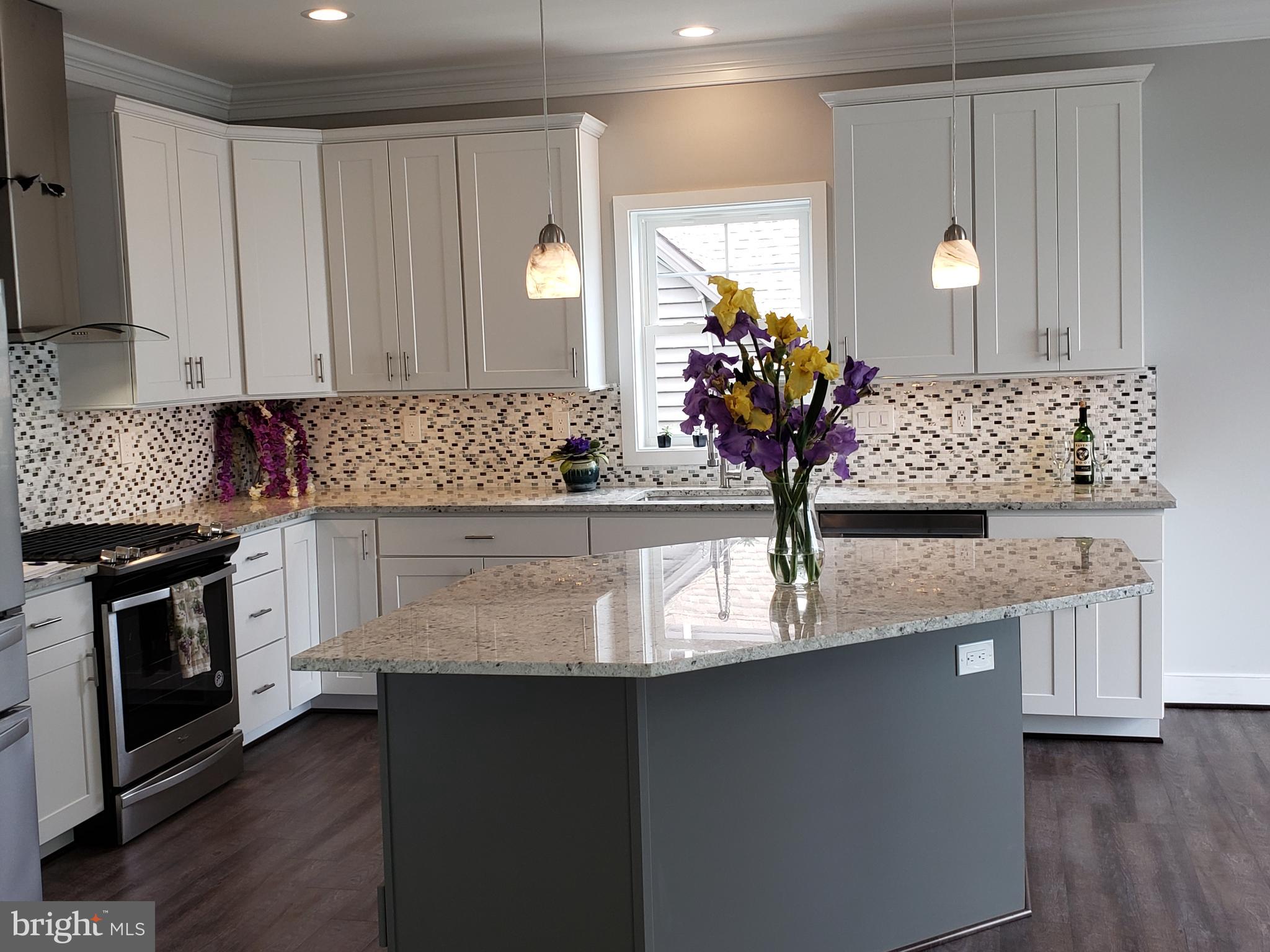 8204 Northview Road Baltimore, MD 21222 - Photo 9 of 43