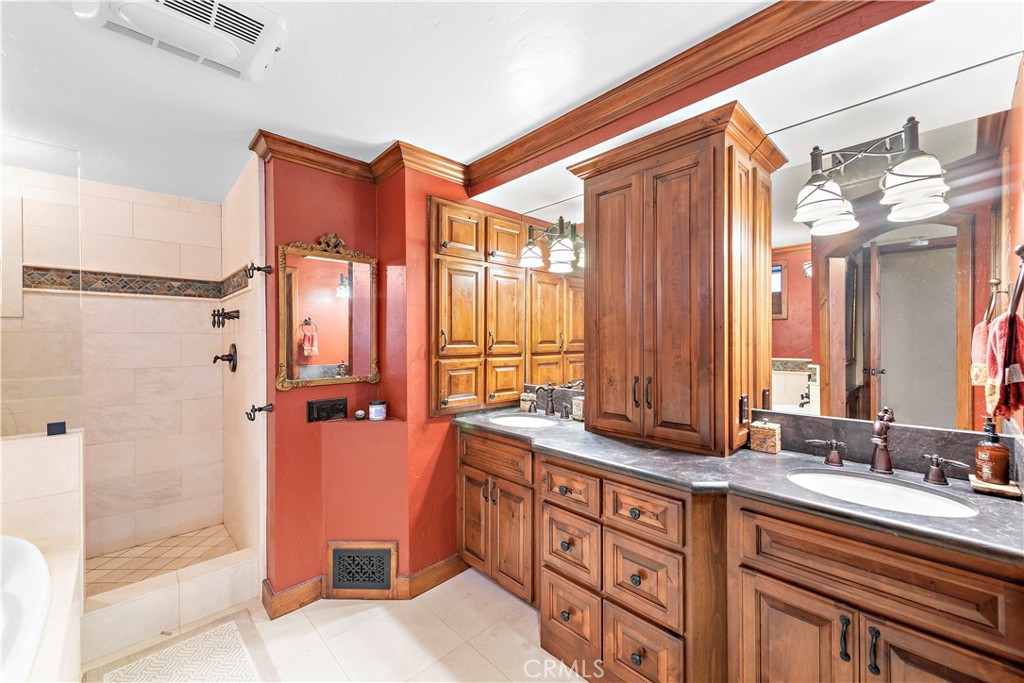 400 Cottage Grove Road Lake Arrowhead, CA 92352 - Photo 39 of 70