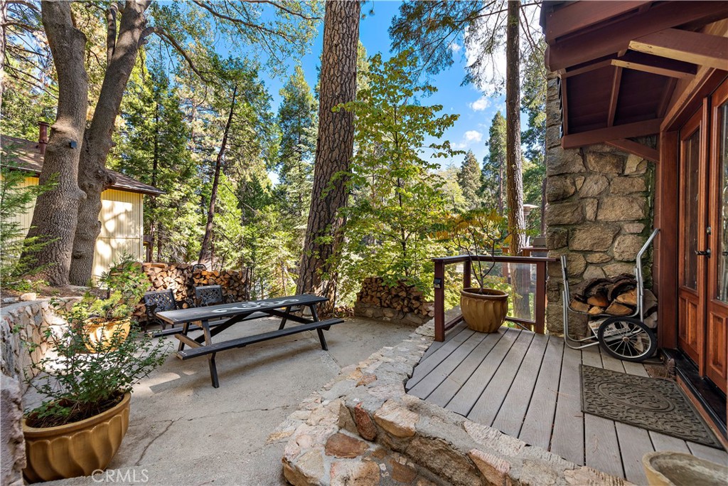 400 Cottage Grove Road Lake Arrowhead, CA 92352 - Photo 48 of 70 a view of outdoor space with seating