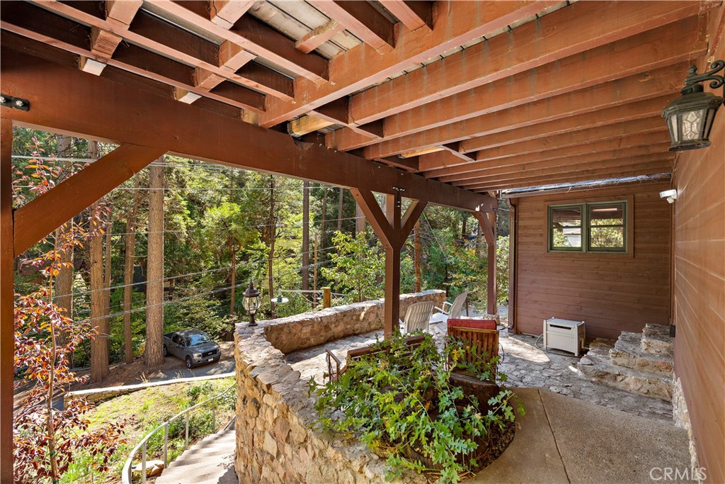400 Cottage Grove Road Lake Arrowhead, CA 92352 - Photo 59 of 70