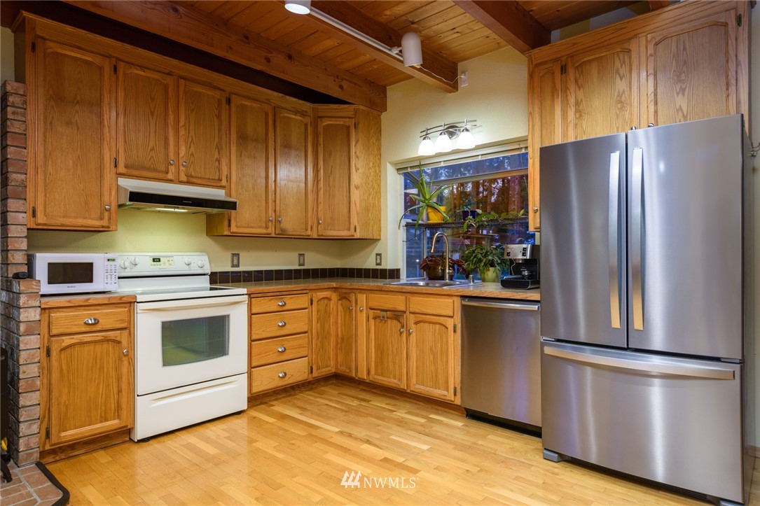 500 Haddon Road Anacortes, WA 98221 - Photo 5 of 23 Gallery Image 5