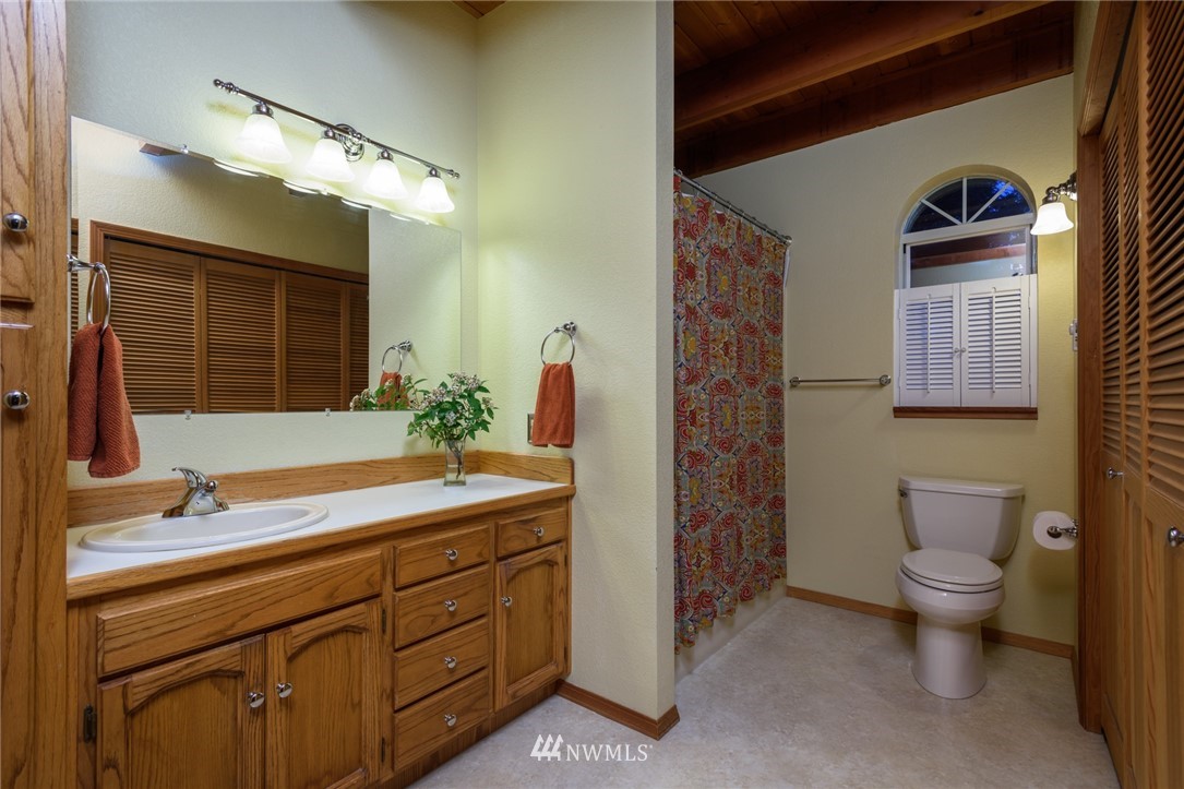 500 Haddon Road Anacortes, WA 98221 - Photo 7 of 23 Gallery Image 7