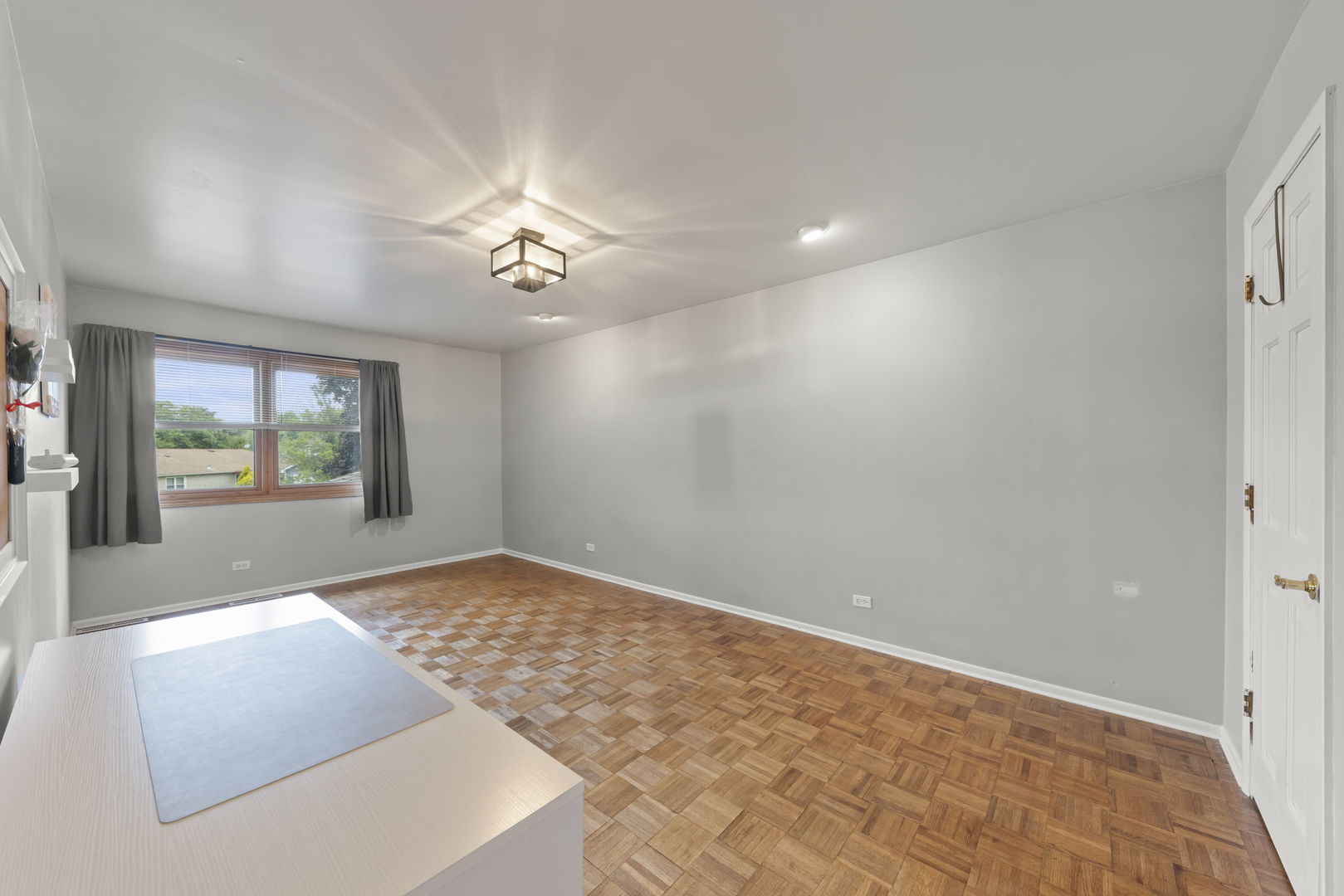 573 Surryse Road Lake Zurich, IL 60047 - Photo 17 of 28 Gallery Image 17