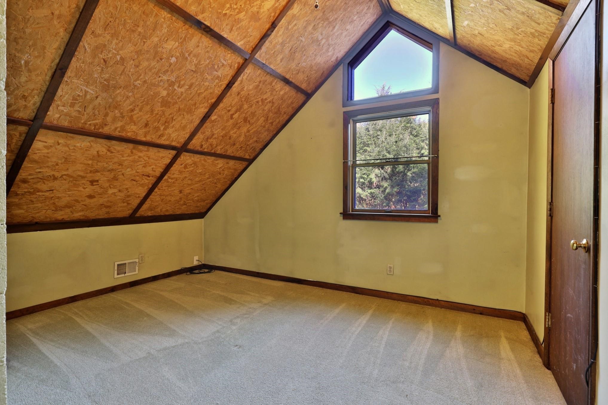 91 Arnold Mountain Road Stockbridge, VT 05772 - Photo 21 of 37