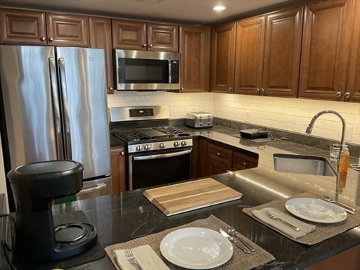 52 Sanborn Street, Unit 102 Reading, MA 01867 - Photo 15 of 25