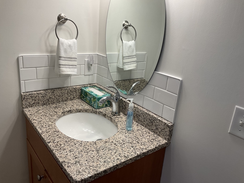 52 Sanborn Street, Unit 102 Reading, MA 01867 - Photo 19 of 25