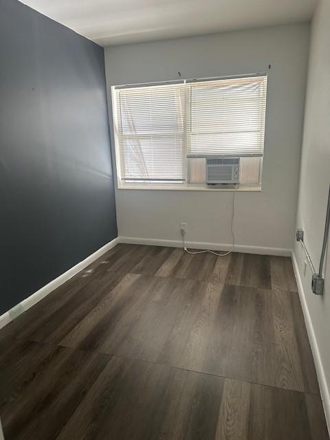 1141 Southeast 4th Avenue Fort Lauderdale, FL 33316 - Photo 20 of 25 an empty room with wooden floor and windows