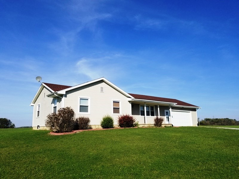 12109 South County Line Road Decatur, IN 46733 - Photo 1 of 15