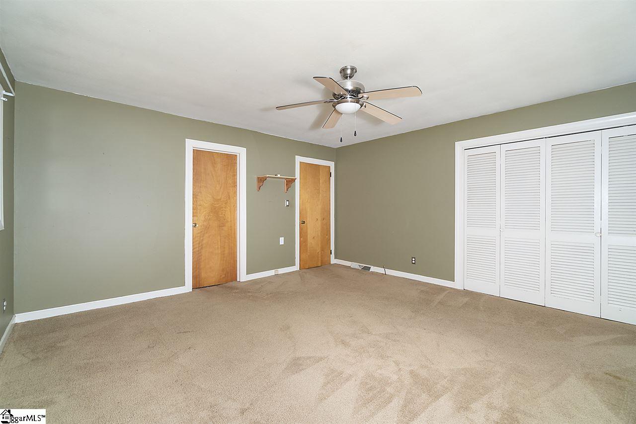 908 South Buncombe Road Greer, SC 29650 - Photo 13 of 22 Gallery Image 13