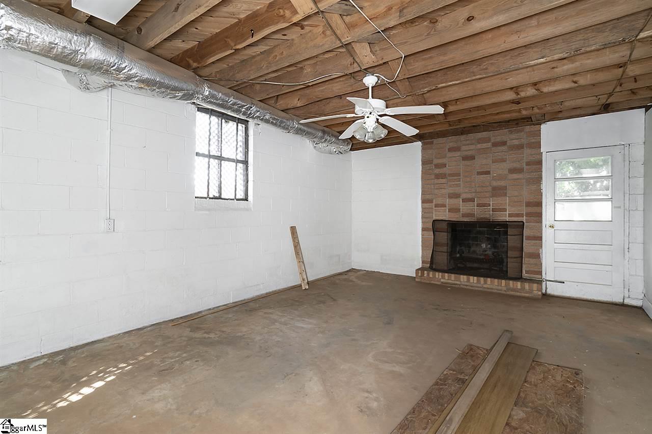 908 South Buncombe Road Greer, SC 29650 - Photo 20 of 22 Gallery Image 20
