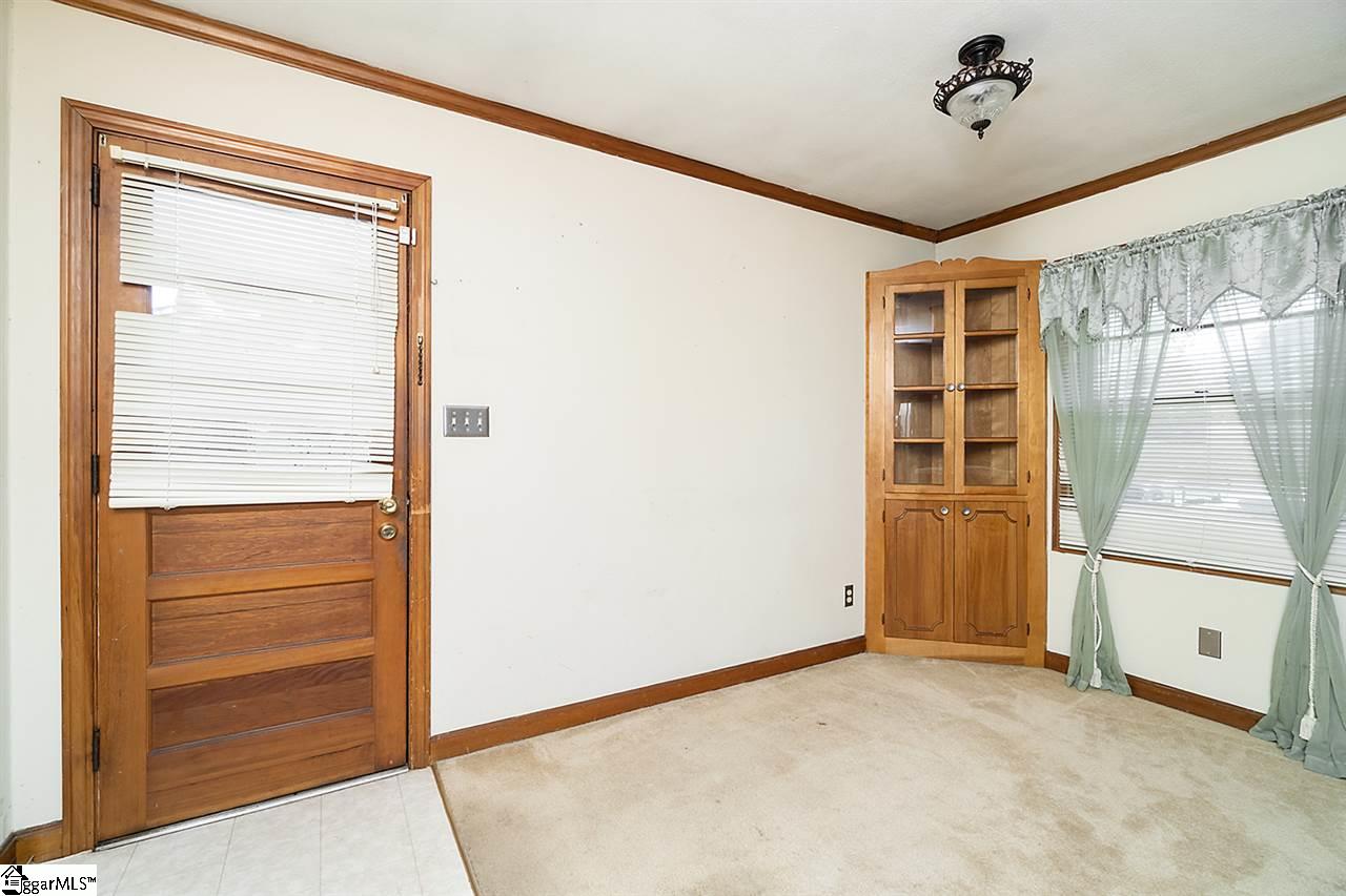 908 South Buncombe Road Greer, SC 29650 - Photo 10 of 22 Gallery Image 10