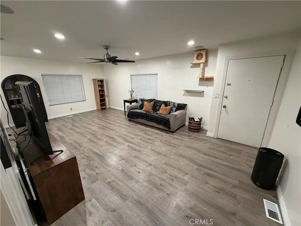 1155 South Riverside Avenue South, Unit 10 Rialto, CA 92376 - Photo 31 of 36