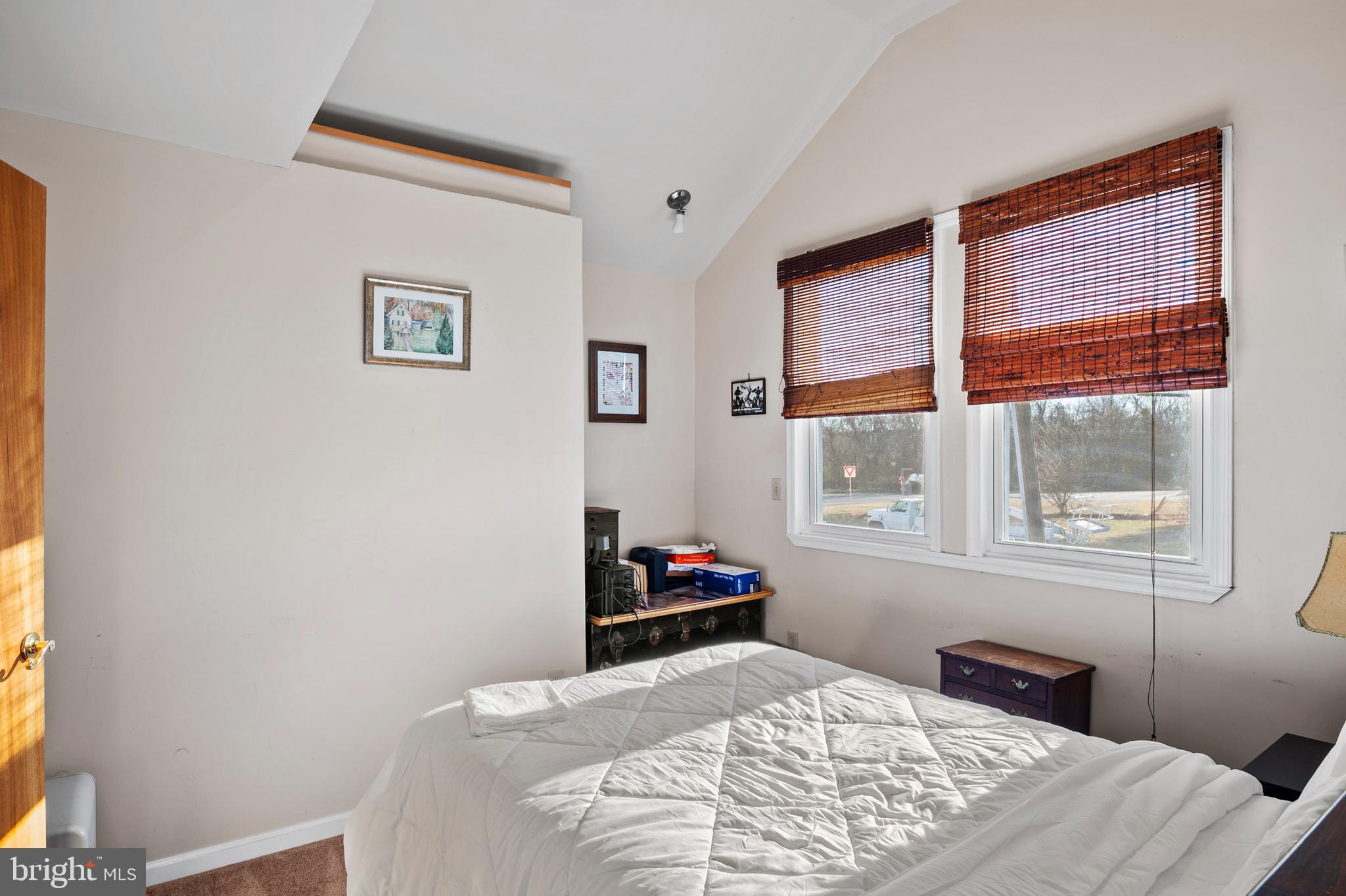 6508 North Point Road Baltimore, MD 21219 - Photo 20 of 34 Bedroom 2