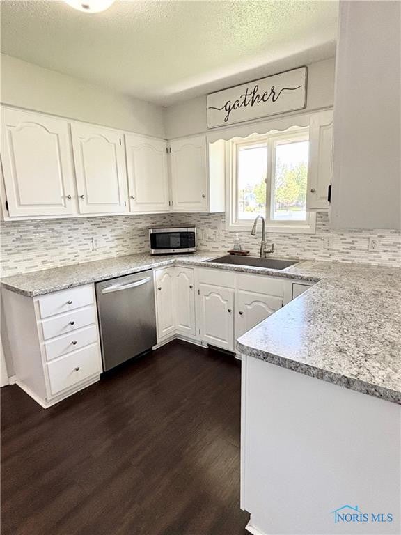 3054 Springtime Drive Oregon, OH 43616 - Photo 12 of 48 Gallery Image 12