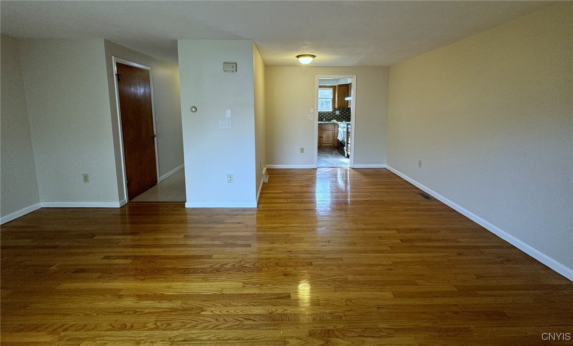 4307 Candlelight Lane Clay, NY 13090 - Photo 12 of 31