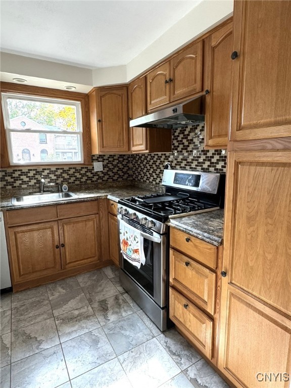 4307 Candlelight Lane Clay, NY 13090 - Photo 10 of 31