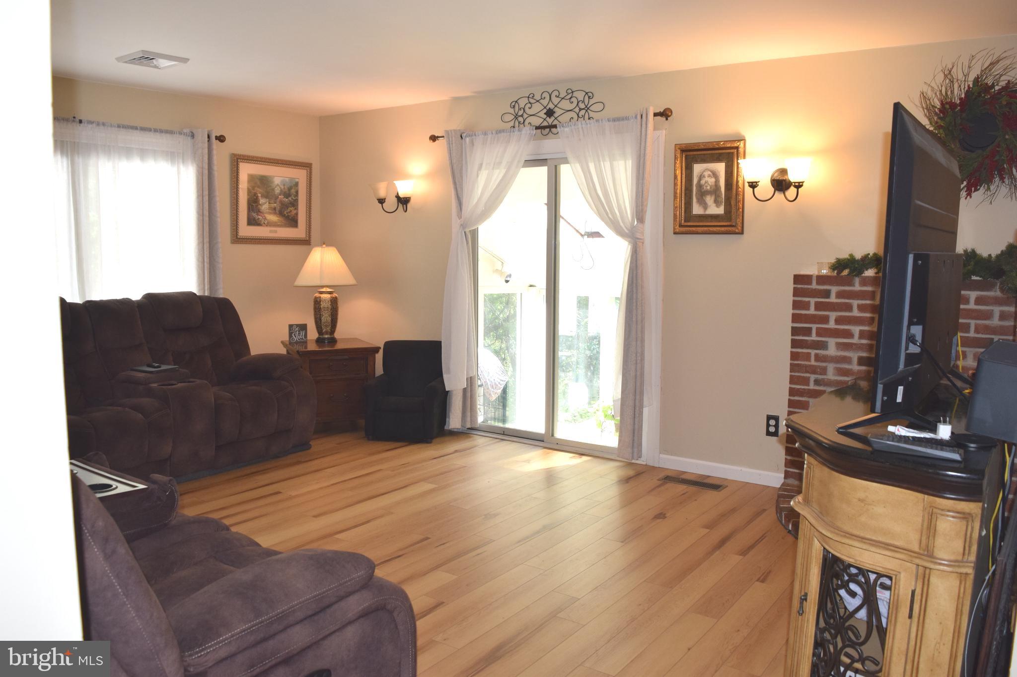 205 Goods Road Conestoga, PA 17516 - Photo 16 of 33 Living Room