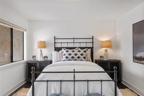 $1,399,000 | 217 South Helberta Avenue, Unit 3, Redondo Beach, CA 90277