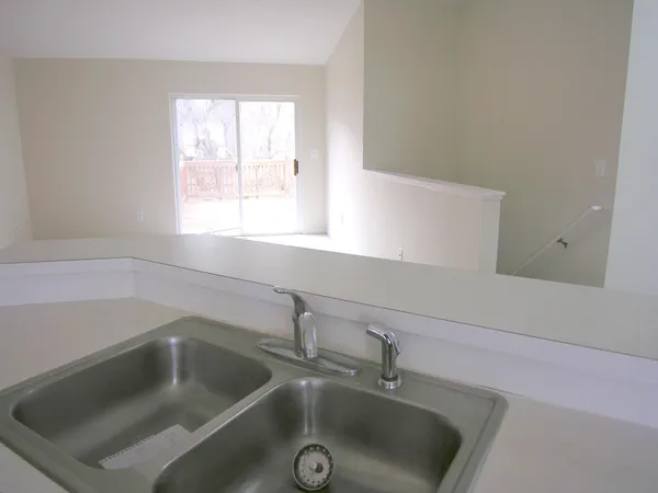 $226,500 | 8076 Park Lane, Ypsilanti, MI 48198