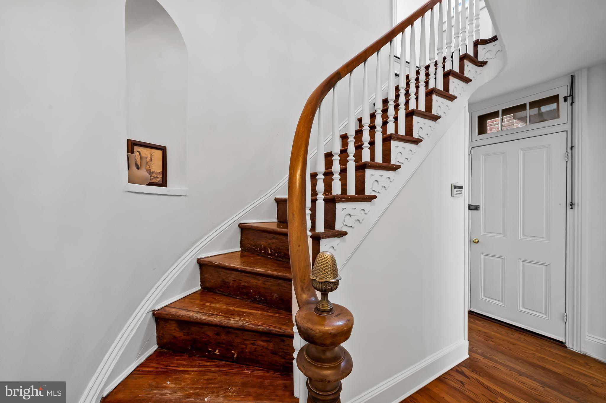 1431 Park Avenue Baltimore, MD 21217 - Photo 14 of 55 a view of entryway with wooden floor