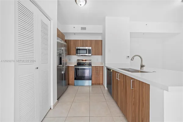 $2,500 | 7280 Northwest 114th Avenue, Unit 1018, Doral, FL 33178