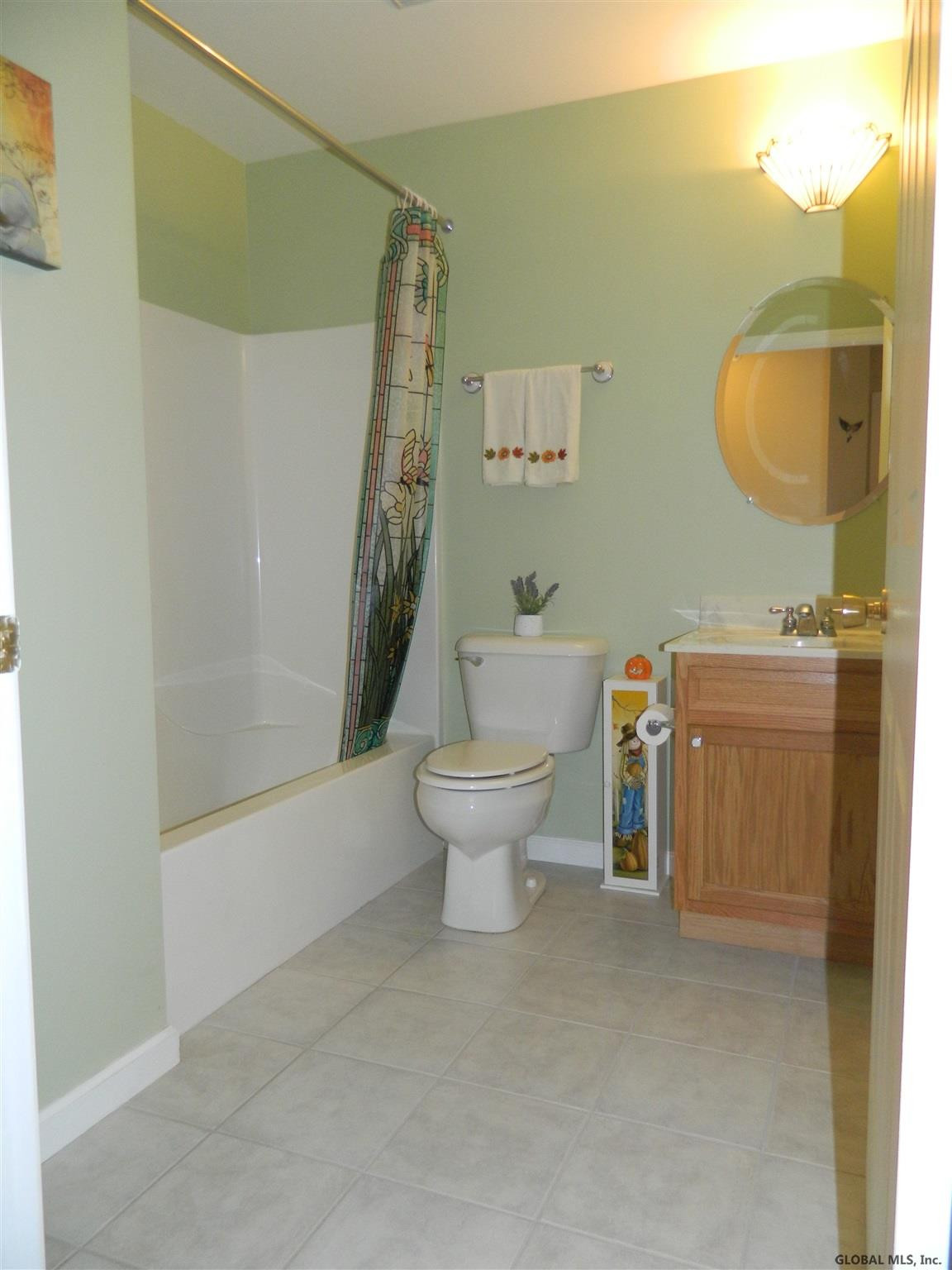608 Cedar Rensselaer, NY 12144 - Photo 16 of 31 Photo 17