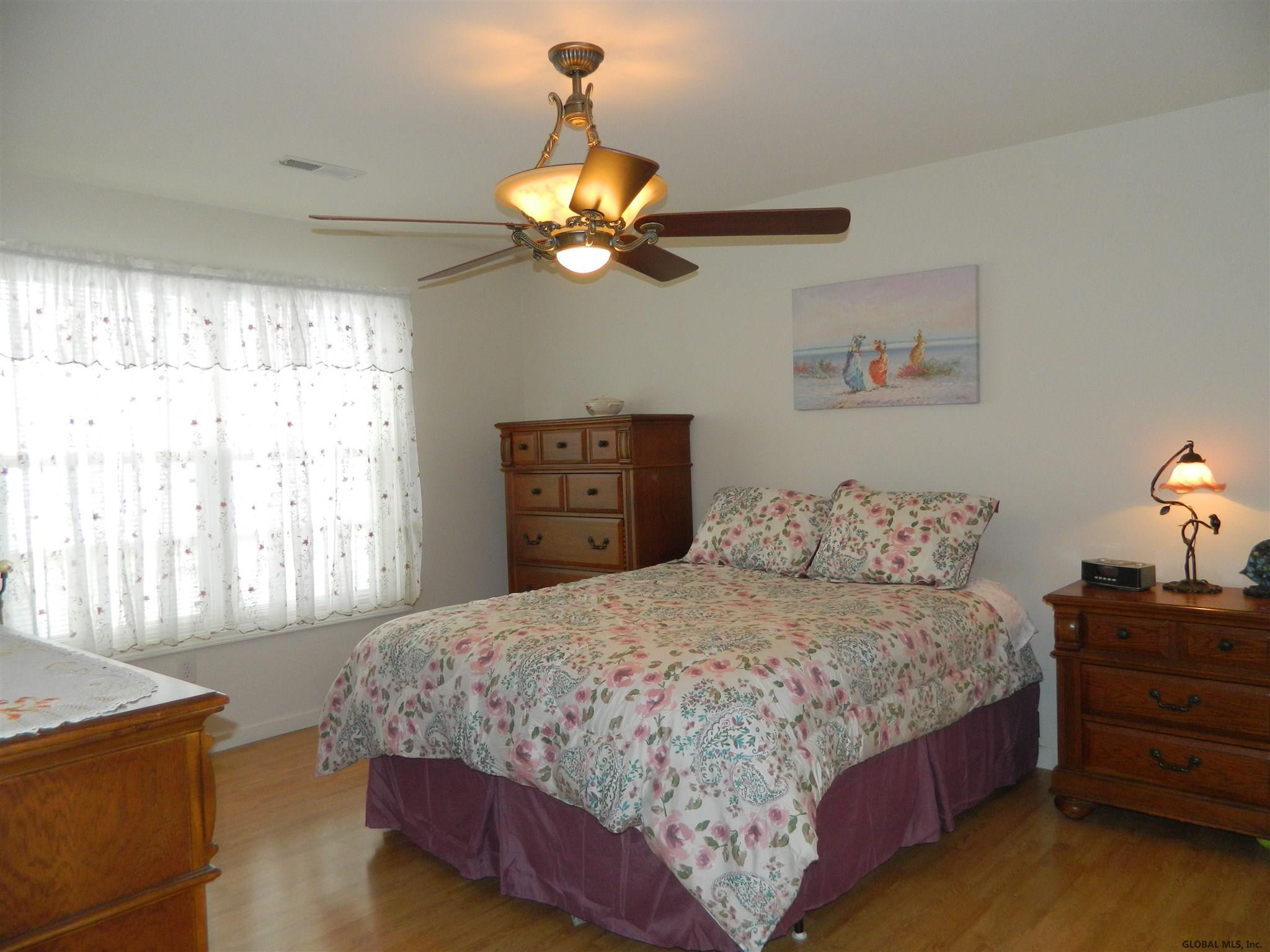 608 Cedar Rensselaer, NY 12144 - Photo 18 of 31 Photo 19