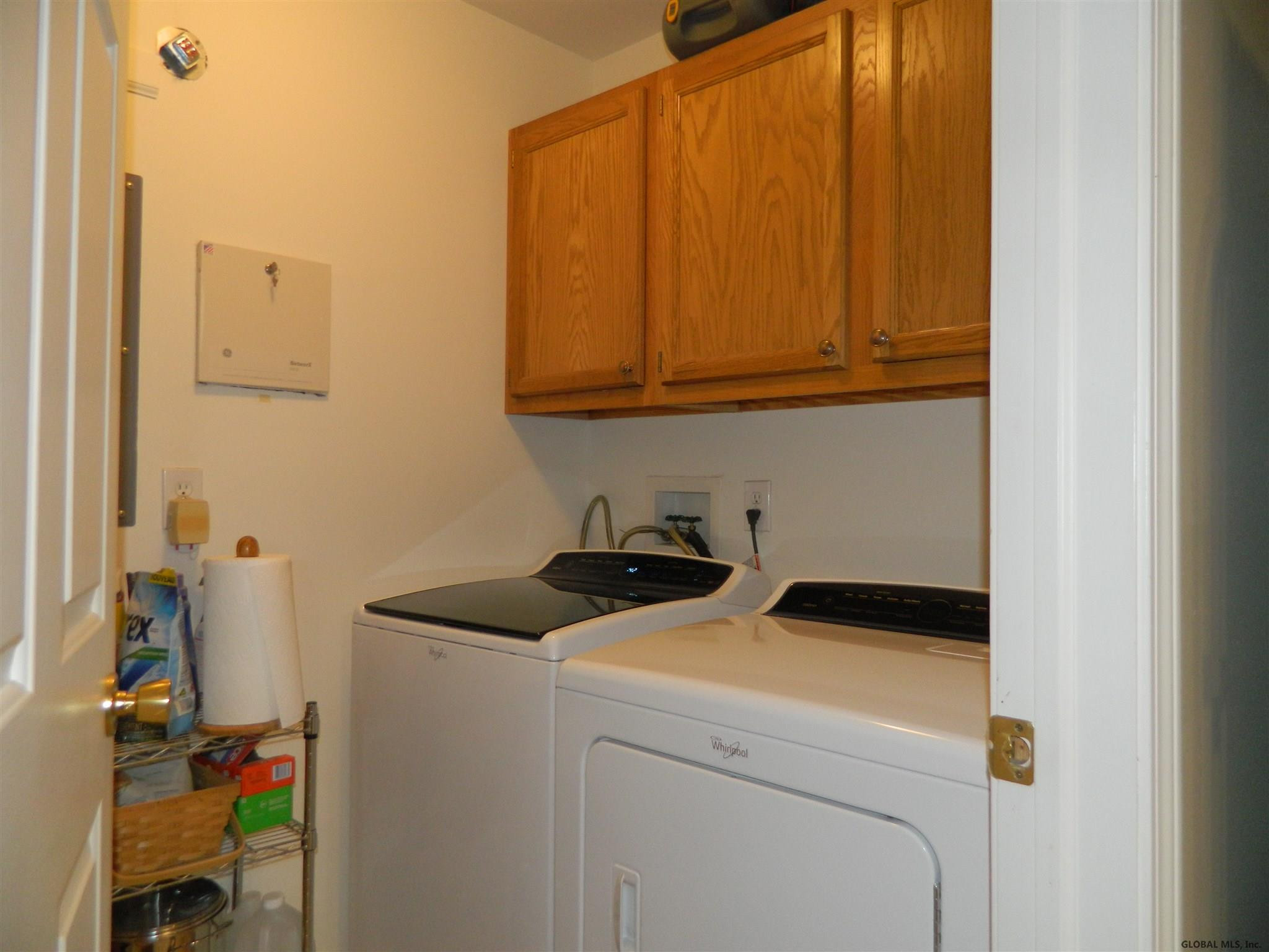 608 Cedar Rensselaer, NY 12144 - Photo 10 of 31 Photo 11