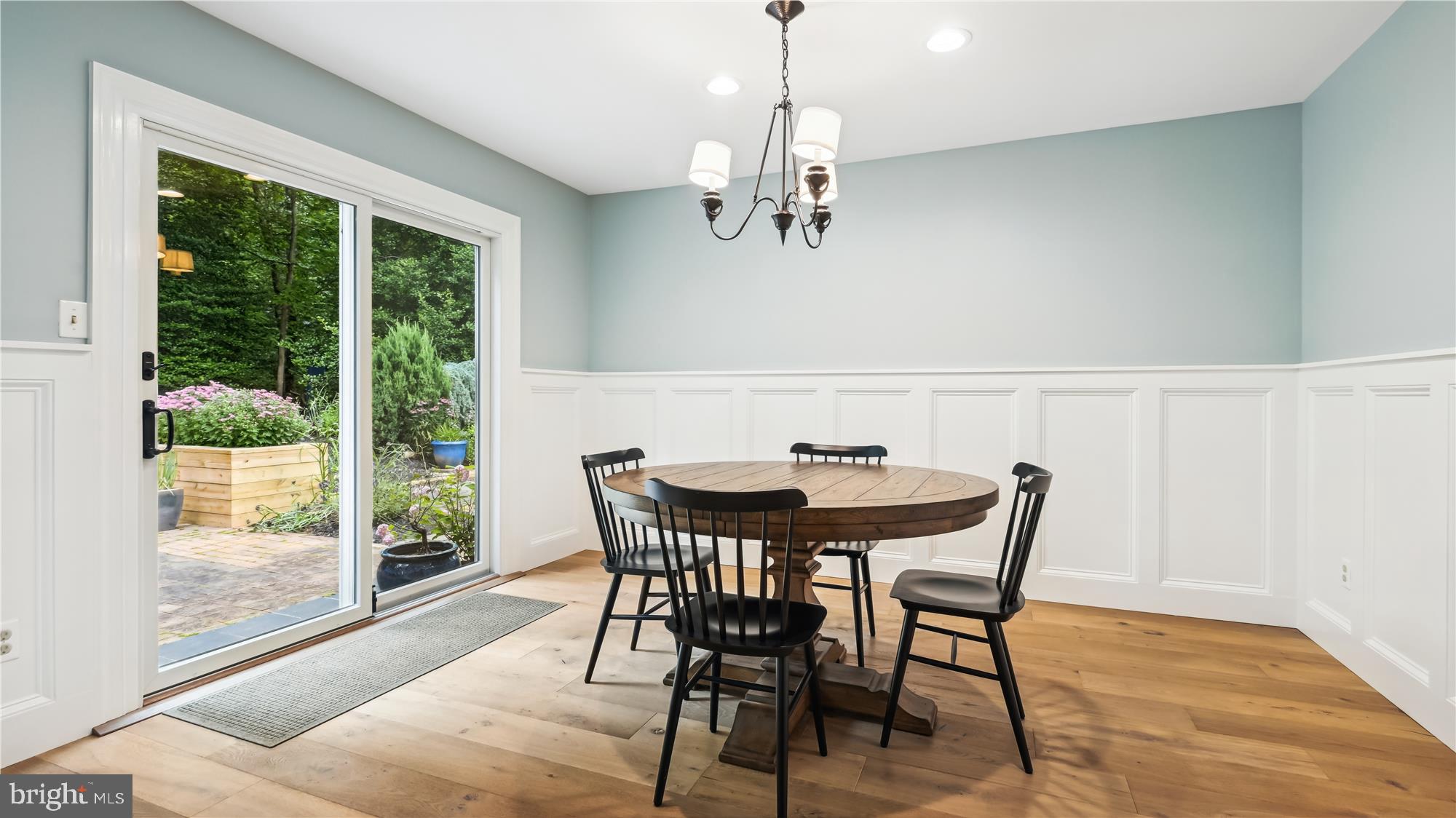 11803 Grey Birch Place Reston, VA 20191 - Photo 10 of 44 New millwork, casing, wall paneling
