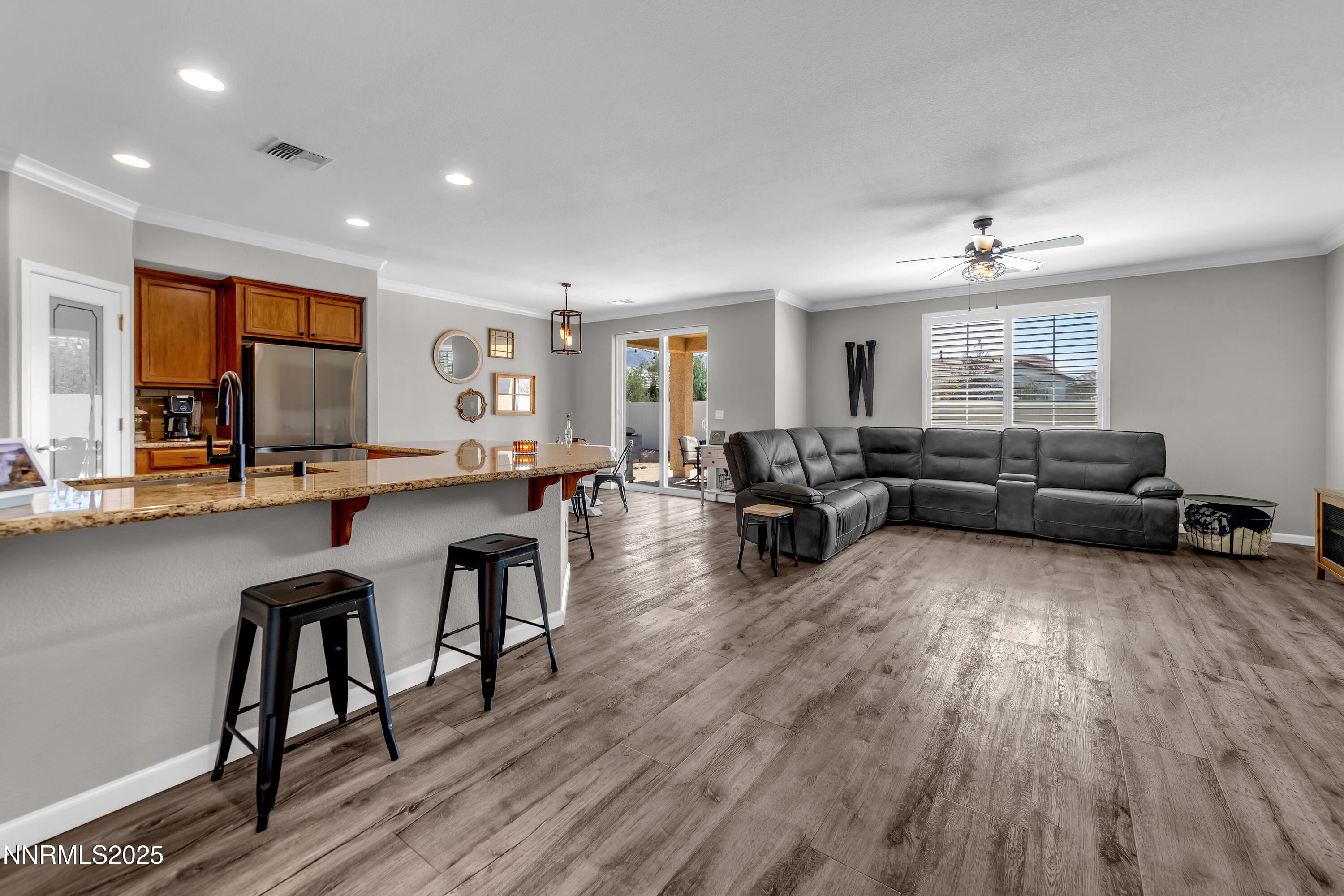 2158 Cecile Court Reno, NV 89521 - Photo 5 of 36 Cecile2158-004