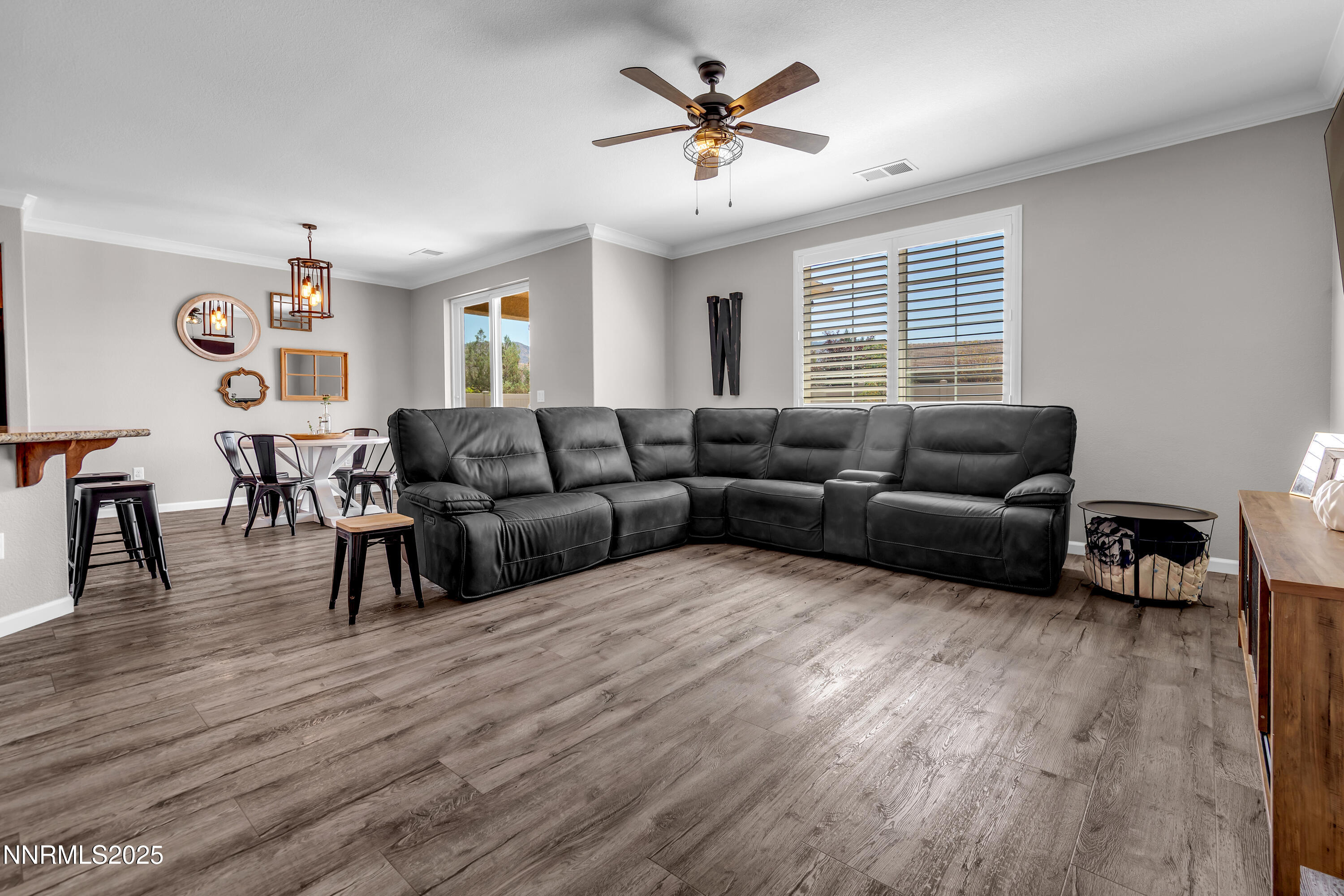 2158 Cecile Court Reno, NV 89521 - Photo 6 of 36 Cecile2158-005