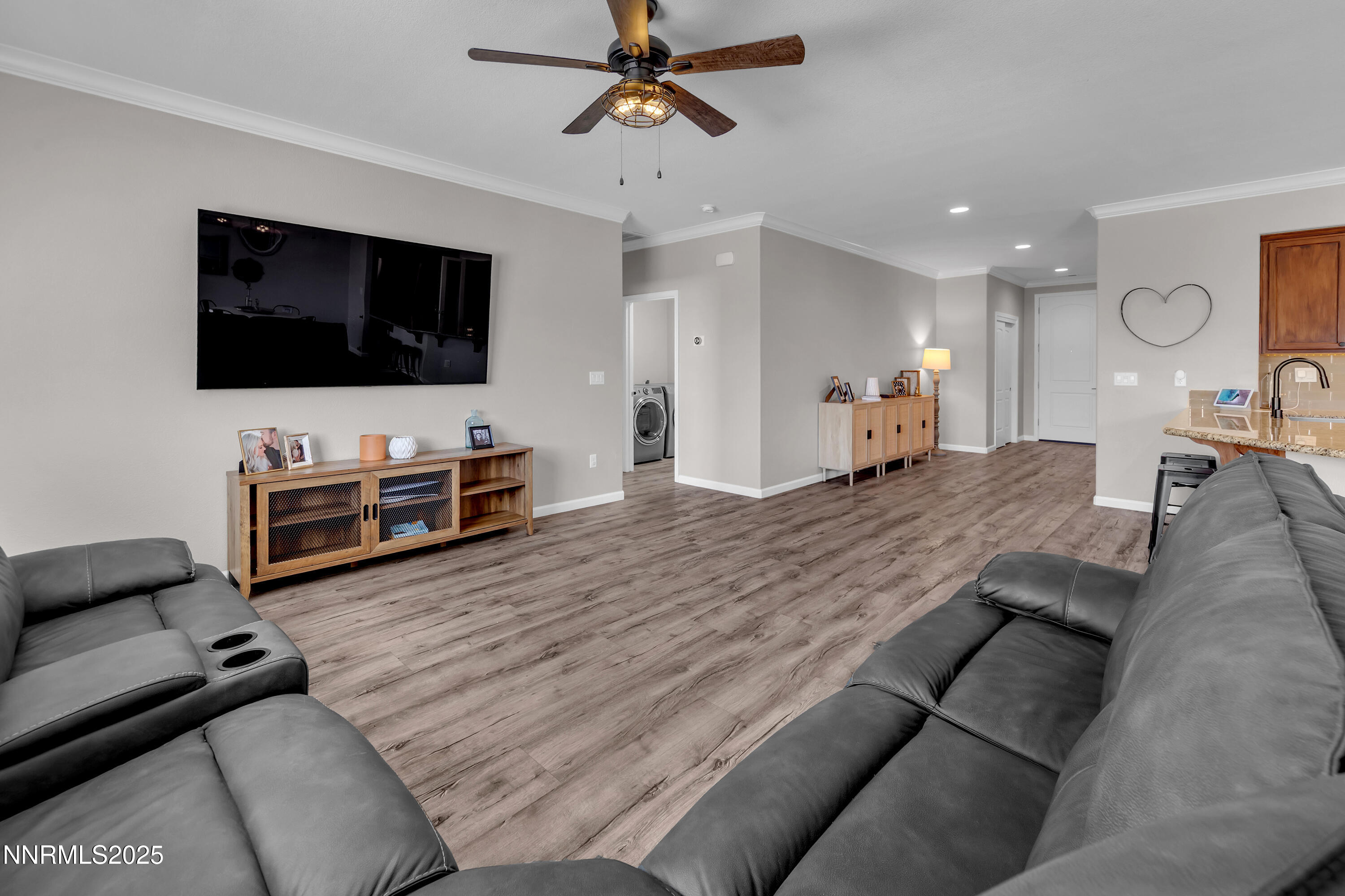 2158 Cecile Court Reno, NV 89521 - Photo 9 of 36 Cecile2158-016