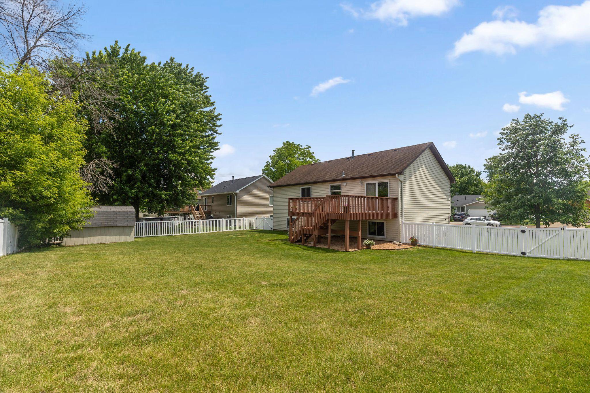 5809 126th Street West Apple Valley, MN 55124 - Photo 3 of 16