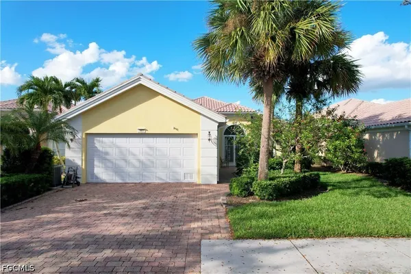 $659,990 | 7983 Valentina Court, Naples, FL 34114