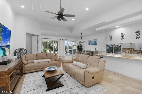 $659,990 | 7983 Valentina Court, Naples, FL 34114