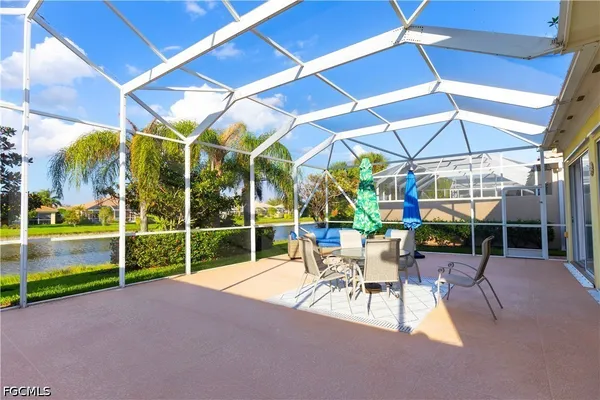 $659,990 | 7983 Valentina Court, Naples, FL 34114